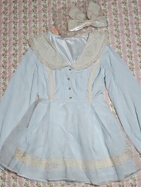 NWT LIZ LISA 🎀 Pale Blue Lace-Trim Peplum Blouse